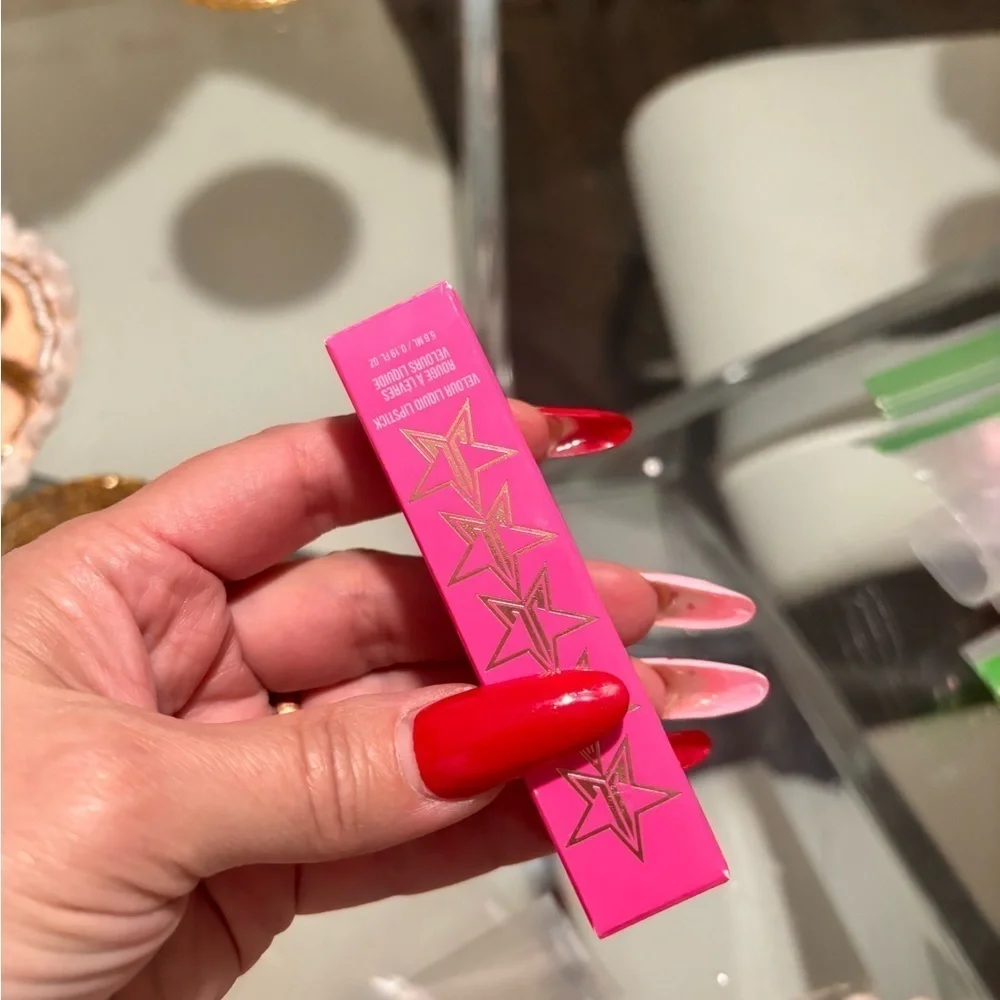 Jeffree Star velour liquid lipstick Posh Spice